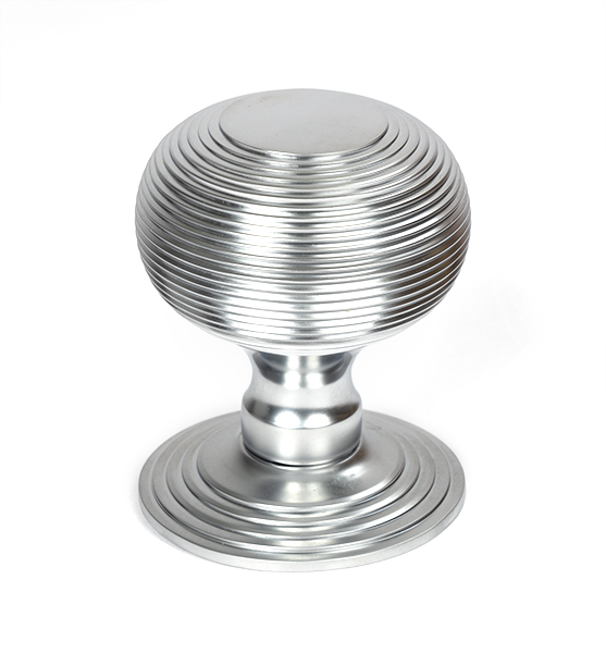SATIN CHROME BEEHIVE CENTRE DOOR KNOB | PREMIUM HAND FINISHED DOOR