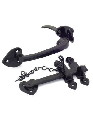 Black Cast Thumblatch Set with Chain