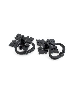 Black Shakespeare Ring Turn Set