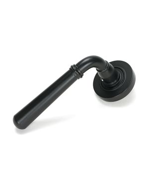 Matt Black Newbury Lever on Rose Set (Plain) - Unsprung