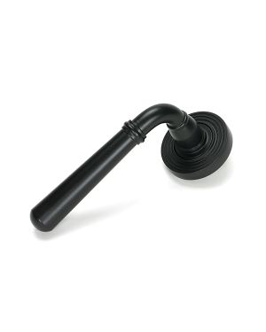 Matt Black Newbury Lever on Rose Set (Beehive) - Unsprung