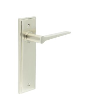 Knightsbridge Lever On Backplate - Satin Nickel