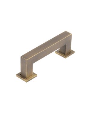 Trafalgar Cabinet Handle - Antique Brass