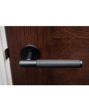 Ferrara Knurled Lever On Rose - Satin Black (EOL)