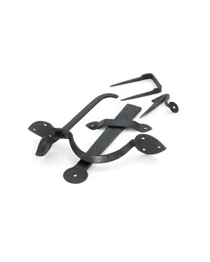 Beeswax Gothic Thumblatch - XL