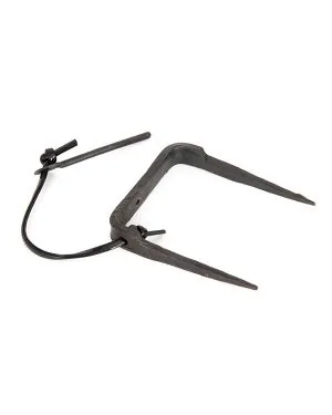 Beeswax Locking Staple Pin