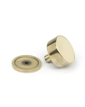 Aged Brass Kelso Cabinet Knob - 38mm (Plain)