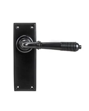 Aged Bronze Reeded Lever Latch Set