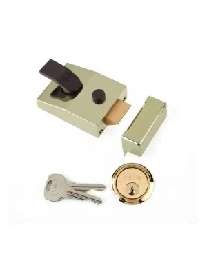 Yale P89 Deadlocking Nightlatch - Brass