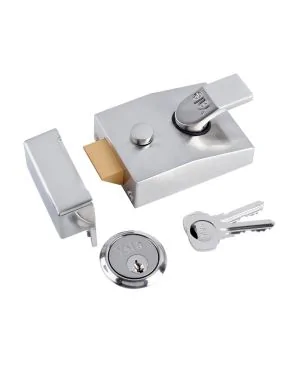 Yale P89 Deadlocking Nightlatch - Satin Chrome